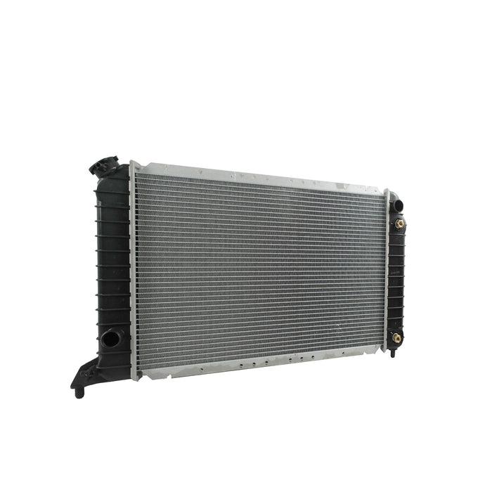 Radiador Automotriz GM Isuzu Luv base  S10 Base, Sonoma,Hombre  T/A 94-04 26mm Tubo Soldado