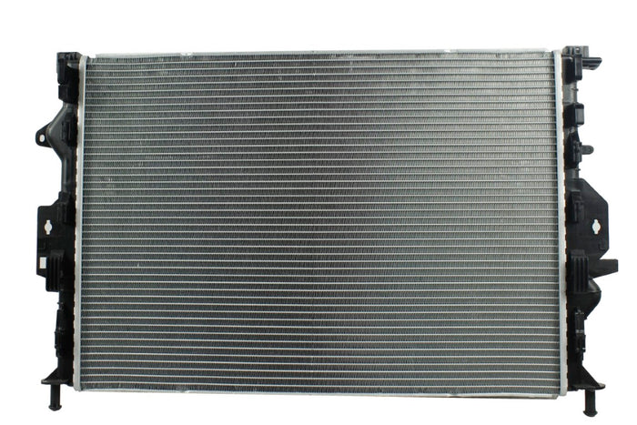 Radiador Automotriz Ford  Montero  T/M  26mm Tubo Soldado