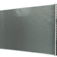 Radiador Automotriz Jaguar XF, XJR  T/A 02-10 26mm Tubo Soldado