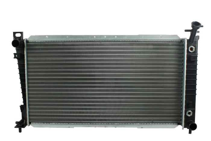 Radiador Automotríz Ford Windstar 95-98 34mm Aluminio M