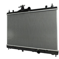 Radiador Automotriz Nissan Cube Krom, S, SE T/M 09-14 16mm Tubo Soldado