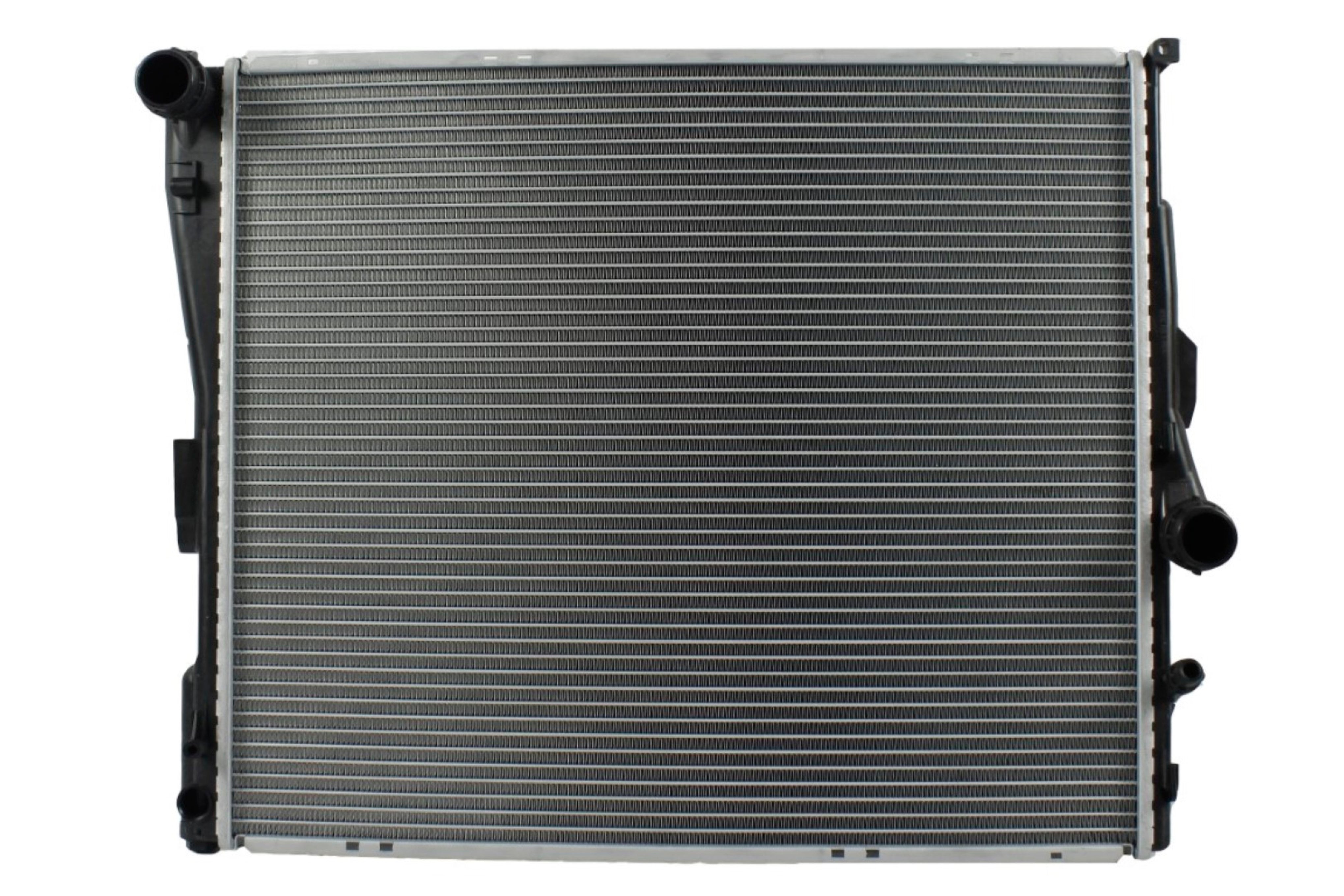 Radiador Automotriz BMW X3 2.5 Si, 3.0i, XDRIVE28i T/M 07-10 32mm Tubo Soldado