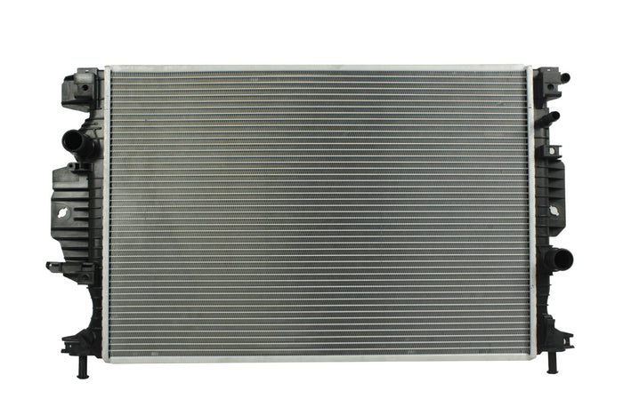 Radiador Automotriz Ford  Fusion Energy, S, Se Titanium T/A T/M 13-17 26mm Tubo Soldado