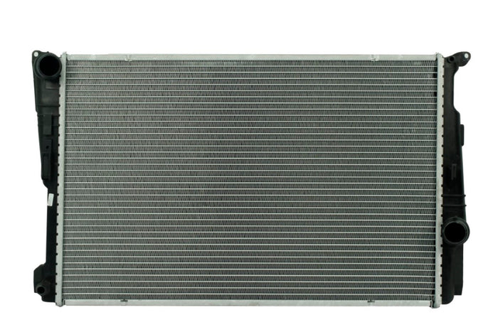 Radiador Automotriz BMW  X3 Xdrive28d, XDRIVE28I, XDRIVE35I T/A T/M 11-16 32mm Tubo Soldado