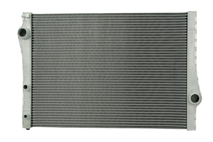 Radiador Automotriz BMW  x5 X6 T/A T/M 08-14 40mm Tubo Soldado