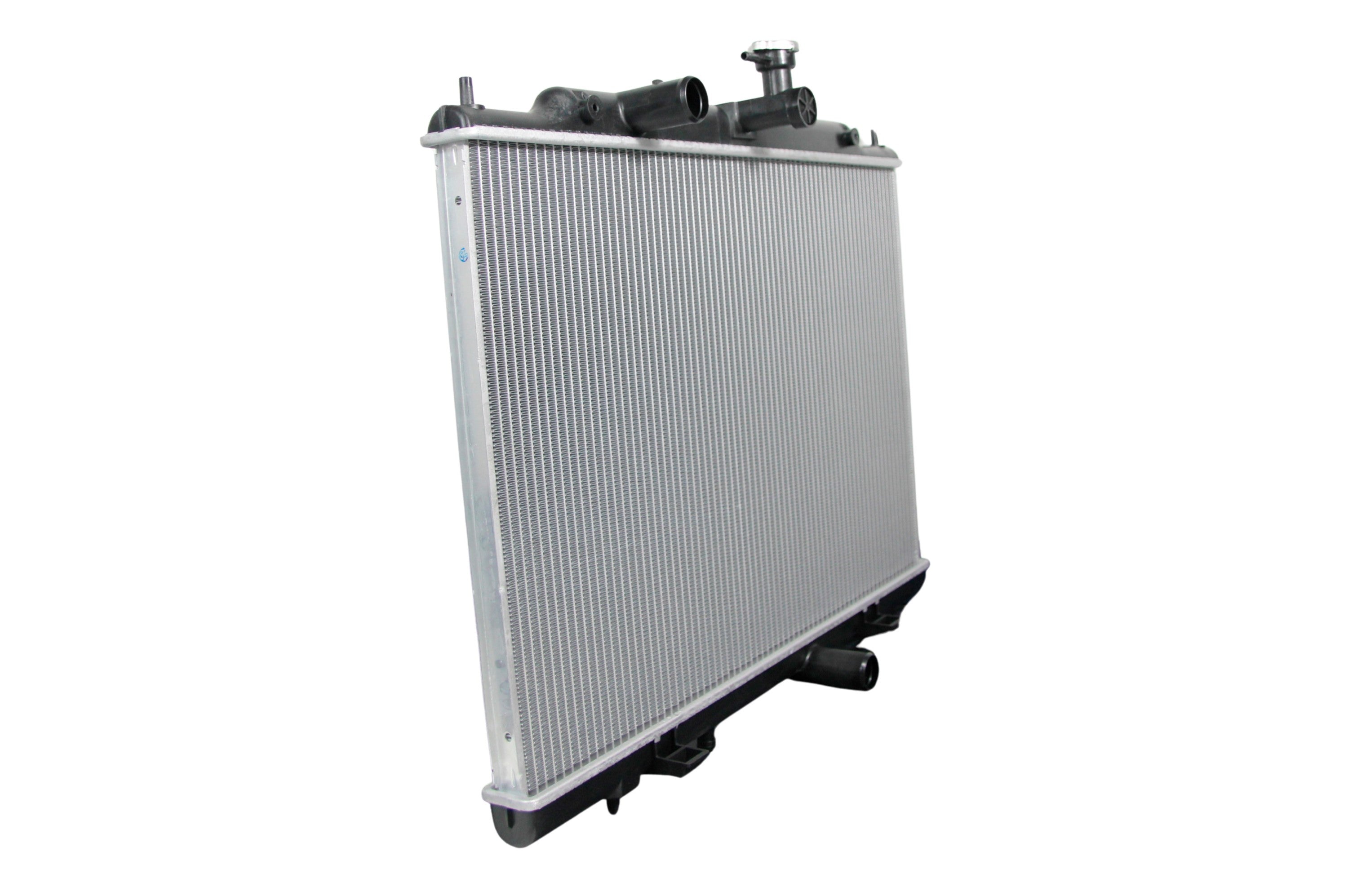 Radiador Automotriz GM Nissan City Express LS, LT, NV200 S, SV, Taxi T/A T/M 13-15 26mm Tubo Soldado