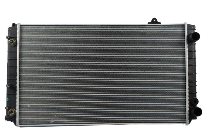 Radiador Automotriz Audi A8 Quattro Base L, S8 T/A 00-07 42mm Tubo Soldado