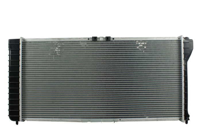 Radiador Automotriz Oldsmobile Intrigue T/A 99-02 26mm Tubo Soldado