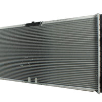 Radiador Automotriz Oldsmobile Intrigue T/A 99-02 26mm Tubo Soldado