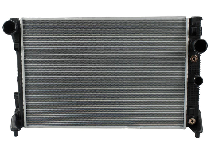 Radiador Automotriz Mercedes Benz C300 4 Matic Luxury, Sport, Elegance, Luxury Sport, E350, glk350 T/A 08-12 26mm Tubo Soldado