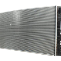 Radiador Automotriz Audi A3 SE Leon T/A T/M 12-16 16mm Tubo Soldado