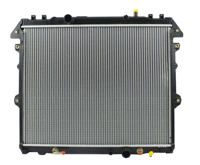 Radiador Automotriz Toyota Hilux T/A 2016 26mm Tubo Soldado