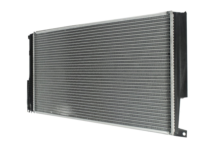 Radiador Automotriz BMW 328i T/M 16 32mm Tubo Soldado