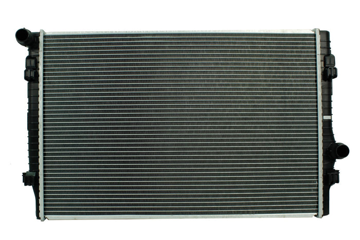 Radiador Automotriz Seat  Leon Experience AU, A3 T/A T/M 26mm Tubo Soldado