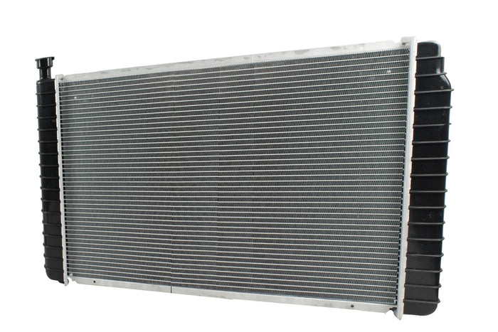 Radiador Automotriz Chevrolet  C1500 C2500 ,Cheyenne,Silverado T/A 96-98 26mm Tubo Soldado