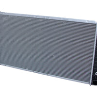 Radiador Automotriz GM Chevrolet Express Van Savana T/A 93-96 32mm Tubo Soldado