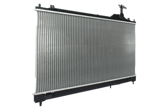 Radiador Automotriz Mitsubishi  Outlander  T/M 14-16 22mm Tubo Soldado