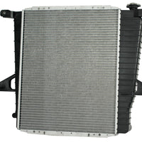 Radiador Automotriz Ford Mazda Ranger XL,XLT, B3000, B4000, LE T/M 95-97 26mm Tubo Soldado