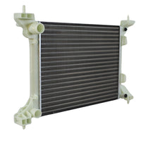 Radiador Automotriz Dodge vision 15-17 Fiat  Palio Uno Strada T/M 10-16 16 mm Tubo Soldado