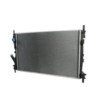 Radiador Automotriz Ford  Fiesta Fusion T/A T/M 04-17 26mm Tubo Soldado