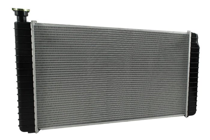 Radiador Automotriz GM  C1500 C2500, Cheyenne, Silverado, Sierra C1500, GT, SL,SLE T/A 96-98 26mm Tubo Soldado