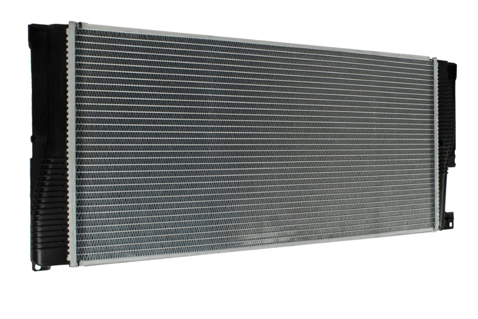 Radiador Automotriz BMW  520i 528i  12-16 32mm Tubo Soldado