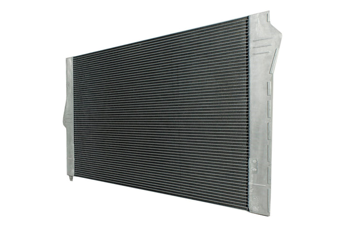 Radiador Automotriz BMW  X5M X6M  10-17 32mm Tubo Soldado