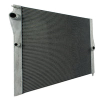 Radiador Automotriz BMW  X5M X6M  10-17 32mm Tubo Soldado