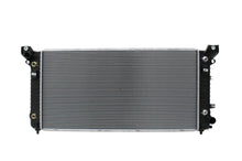 Cargar imagen en el visor de la galería, Radiador Automotriz Cadillac Chevrolet, GMC Escalade Cheyenne, Silverado, Suburban,Sierra 1500, Yukon  14-16 26mm Tubo Soldado

