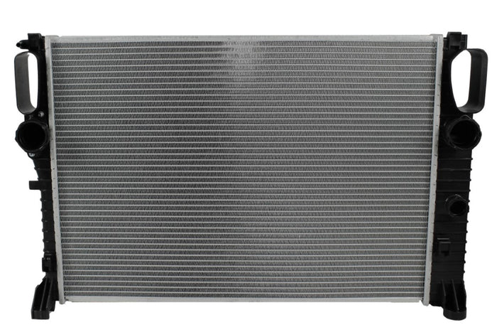 Radiador Automotriz Mercedes Benz E320 E550 CLS550 TA 07  11 32mm Tubo Soldado