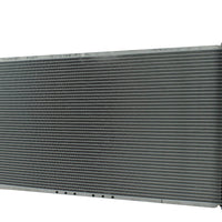 Radiador Automotriz GM  Express Savana T/A 96-02 32mm Tubo Soldado