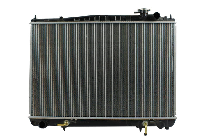 Radiador Automotriz Infiniti  Q45 A, T T/A 96-01 26mm Tubo Soldado