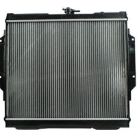 Radiador Automotriz Mitsubishi  Montero base SL, SR T/A 94-00 26mm Tubo Soldado