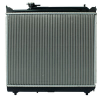 Radiador Automotriz GM Pontiac, Suzuki Tracker Sunrunner T/A 96-08 26mm Tubo Soldado