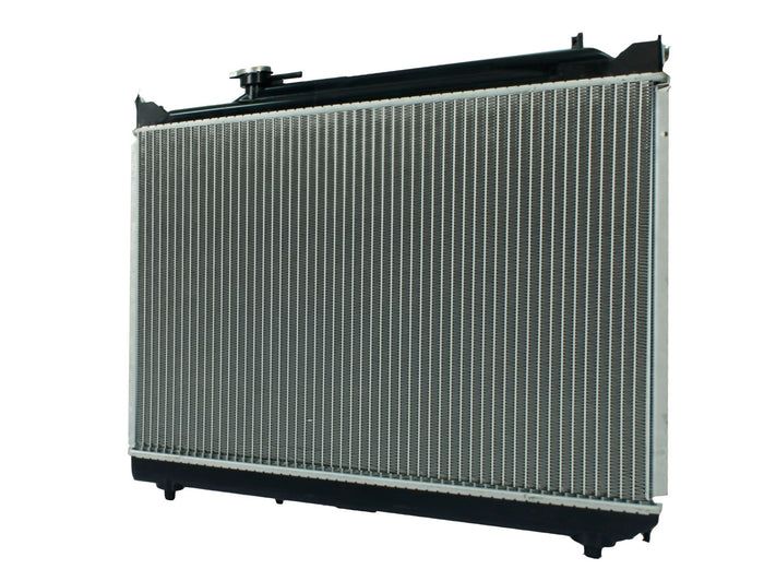 Radiador Automotriz GM Pontiac, Suzuki Tracker Sunrunner T/A 96-08 26mm Tubo Soldado