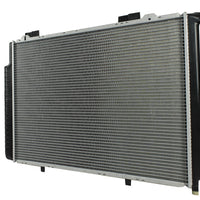 Radiador Automotriz Mercedes Benz  E320 Base  T/A 96-97  32mm Tubo Soldado