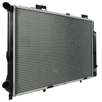 Radiador Automotriz Mercedes Benz  E320 Base  T/A 96-97  32mm Tubo Soldado