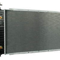 Radiador Automotriz Nissan  Quest Villager T/A 99-02 26mm Tubo Soldado