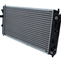 Radiador Automotriz Chevrolet  MALIBU, OLDS, CUTLASS,PO, GRAND AM MOTOR 4C L4 2.4 LTS,  V6 3.1 LTS MOD. 98-02 T/A