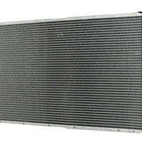 Radiador Automotriz BMW  525 i 528 i. 530 i, 540 i, 545 i T/M 99-06  32mm Tubo Soldado
