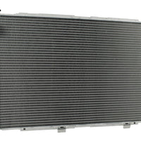 Radiador Automotriz BMW  525 i 528 i. 530 i, 540 i, 545 i T/M 99-06  32mm Tubo Soldado