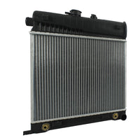 Radiador Automotriz Mercedes Benz C230 Kompressor, Classic, Elegance, Sport T/A 99-00 32mm Tubo Soldado
