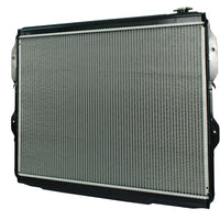 Radiador Automotriz Toyota  Tundra Base, Limited, SR-5 T/A 00-06 36mm Tubo Soldado