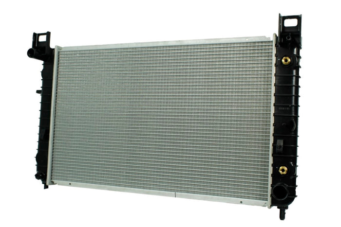Radiador Automotriz GM Cadillac Silverado Suburban, Cheyenne, Tahoe, Yukon, Sierra, Escalade T/A 99-13 26mm Tubo Soldado