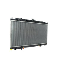 Radiador Automotriz Nissan Sentra GXE,XE,CA,LE,S,XE SE,GXE Sport T/M 00-06 16mm Tubo Soldado