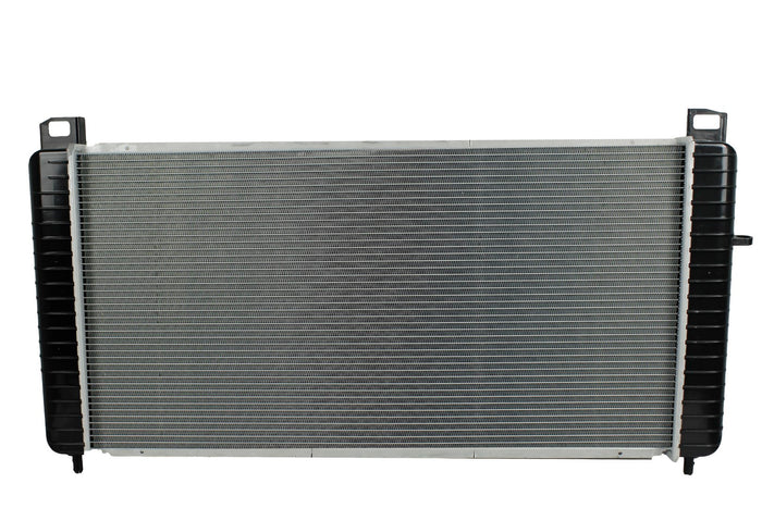 Radiador Automotriz GM Chevrolet, Cadillac Suburban Silverado,Cheyenne,Tahoe,Avalanche, Yukon,Sierra, Escalade T/M 00-14 32mm Tubo Soldado