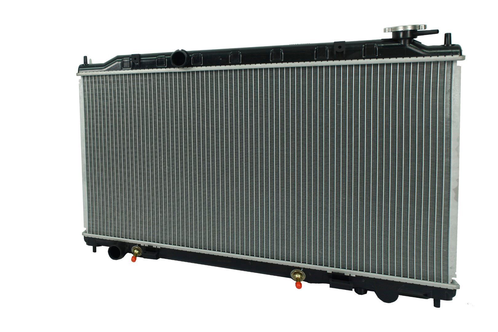 Radiador Automotriz Nissan  Altima  T/A 02-06 16mm Tubo Soldado