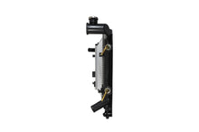 Cargar imagen en el visor de la galería, Radiador Automotriz Toyota Pontiac Corolla Matrix, Vibe T/A 03-08 16mm Tubo Soldado
