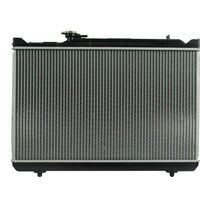 Radiador Automotriz Suzuki  Grand Vitarra XL7, JLS, JLS T/A 00-05 26mm Tubo Soldado