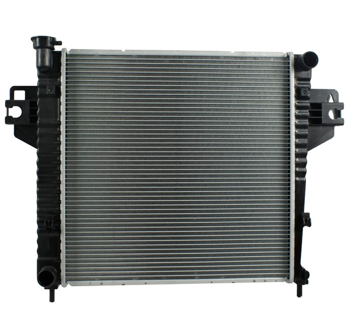 Radiador Automotriz Jeep Liberty T/M 02-05 26mm Tubo Soldado
